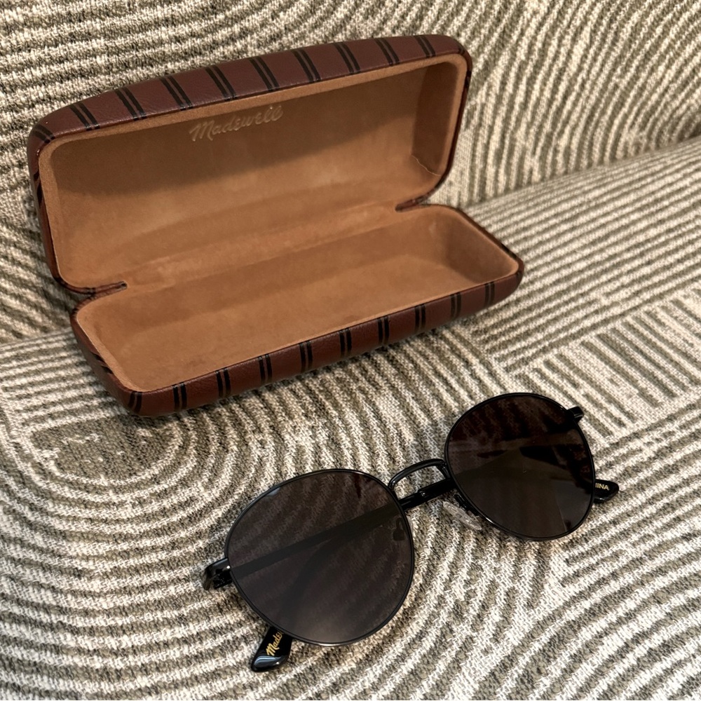 NWOT Madewell Round Women’s Sunglasses